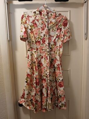 Lindy Bop Floral Fit-and-Flare Dress in Ivory and Rose